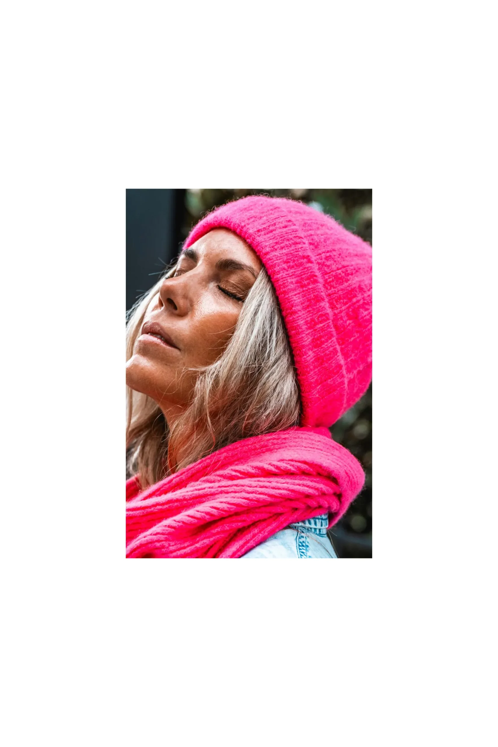 bonnet_grungemama_lovely__2-1.webp Grungemama Bonnet Lovely Fuchsia
