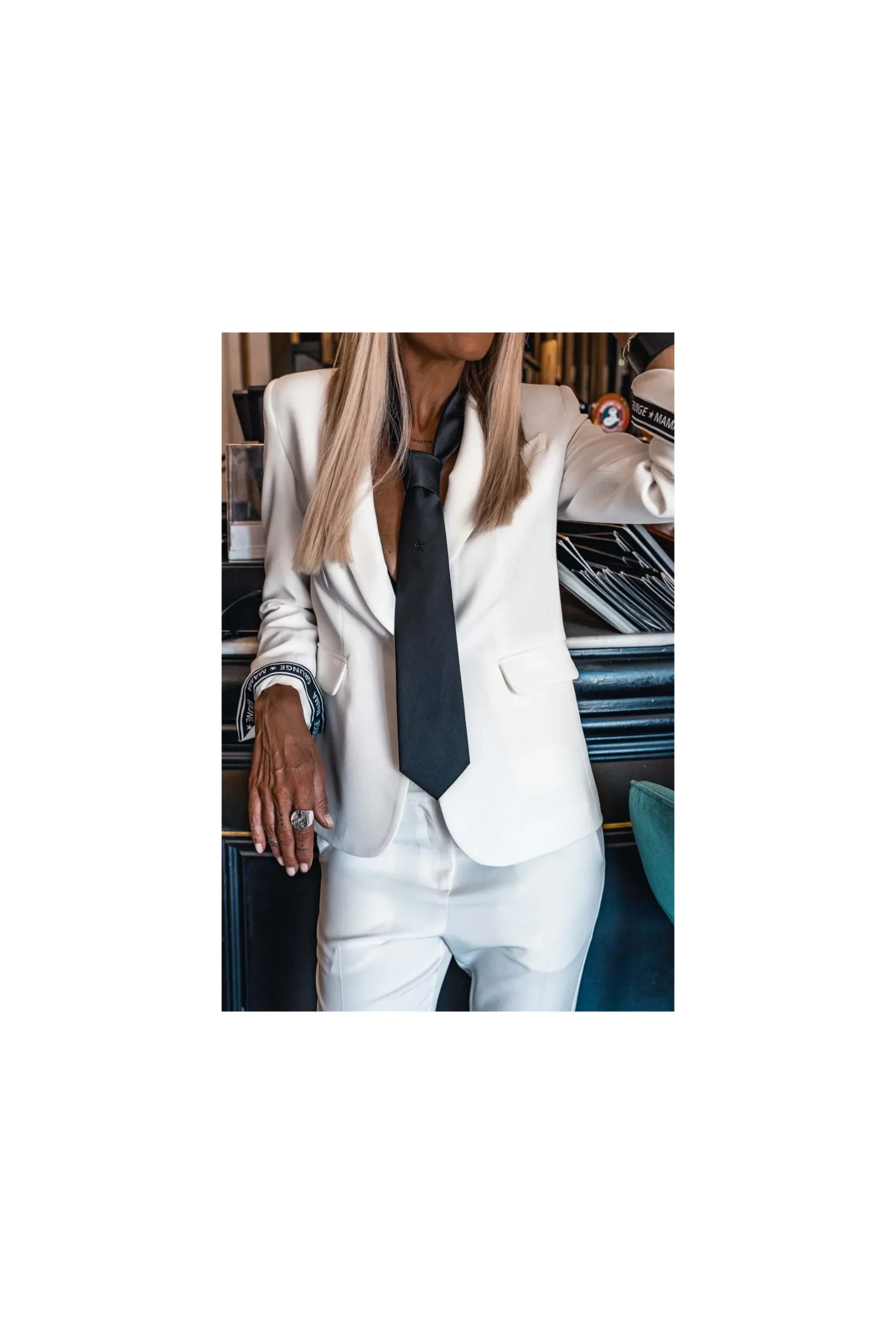 cravate_grungemama_harvey_0.webp Grungemama Cravate Harvey Noir