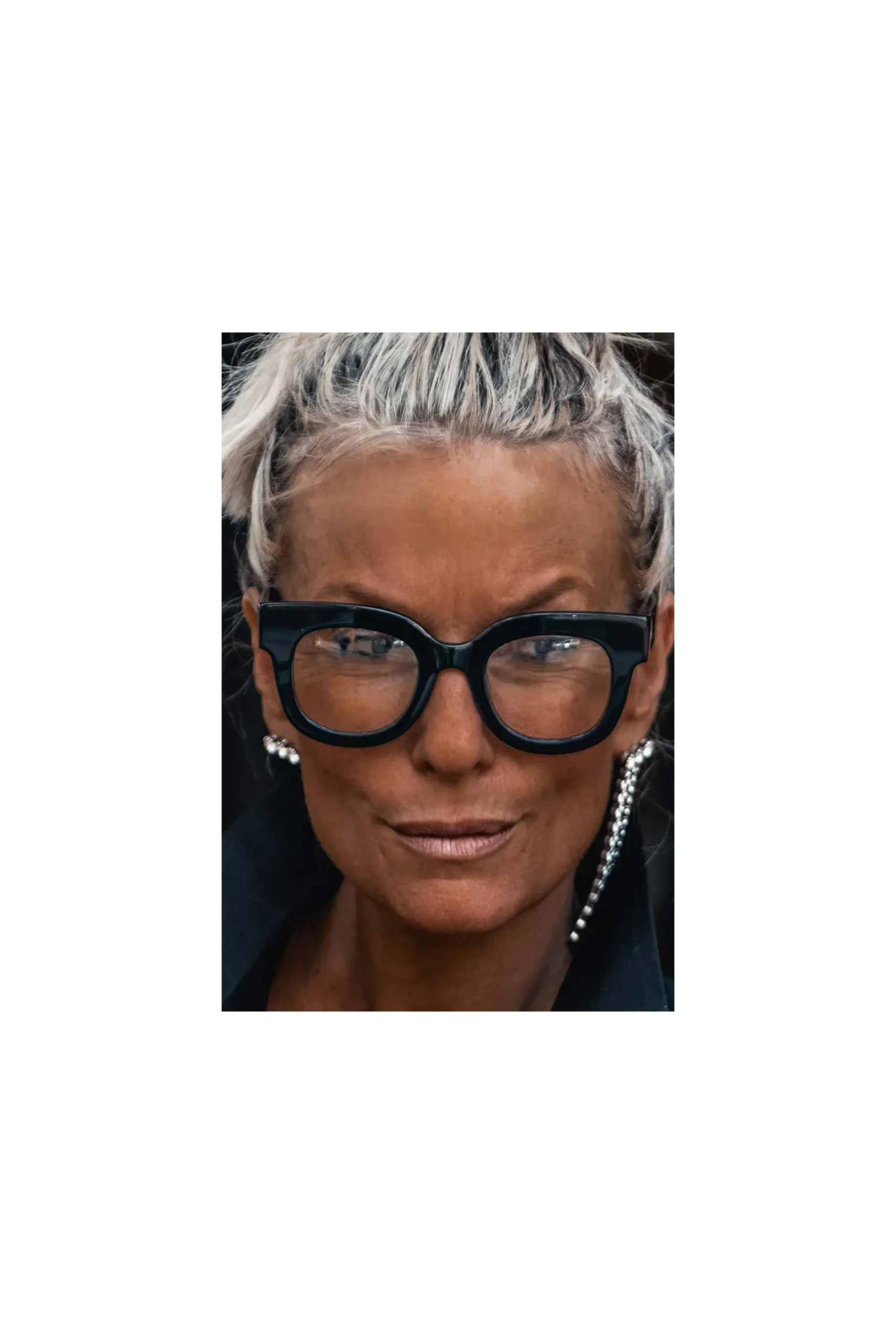 lunettes_grungemama_holly_1.webp Grungemama Lunettes Holly Translucide Noir