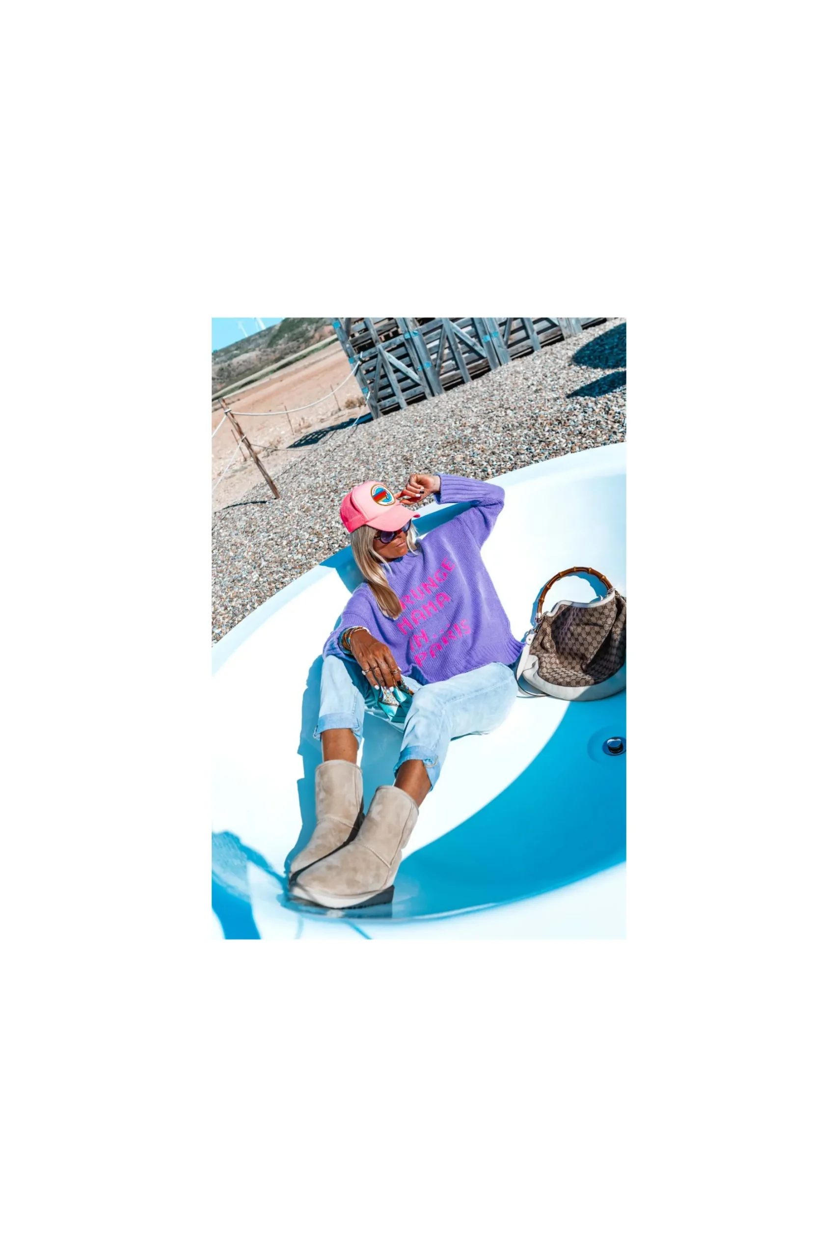 pull_grungemama_in_paris__3.webp Grungemama Pull In Paris Parme