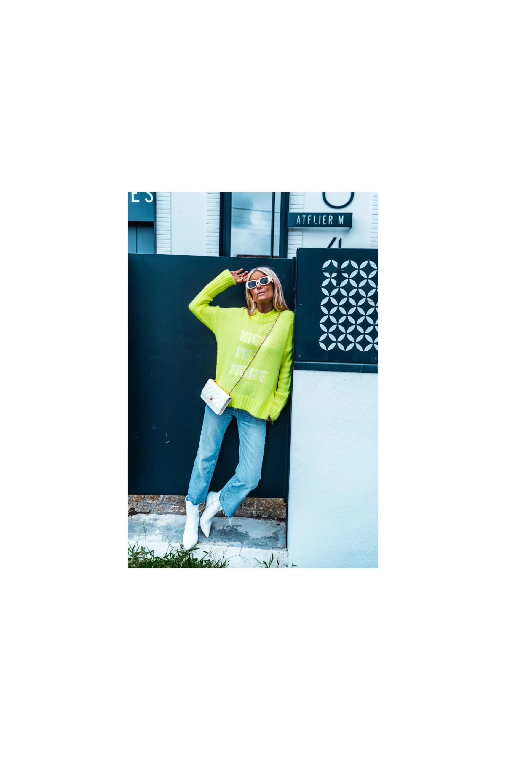 pull_grungemama_kiss_jaun_5.webp Grungemama Pull Kiss Jaune Fluo