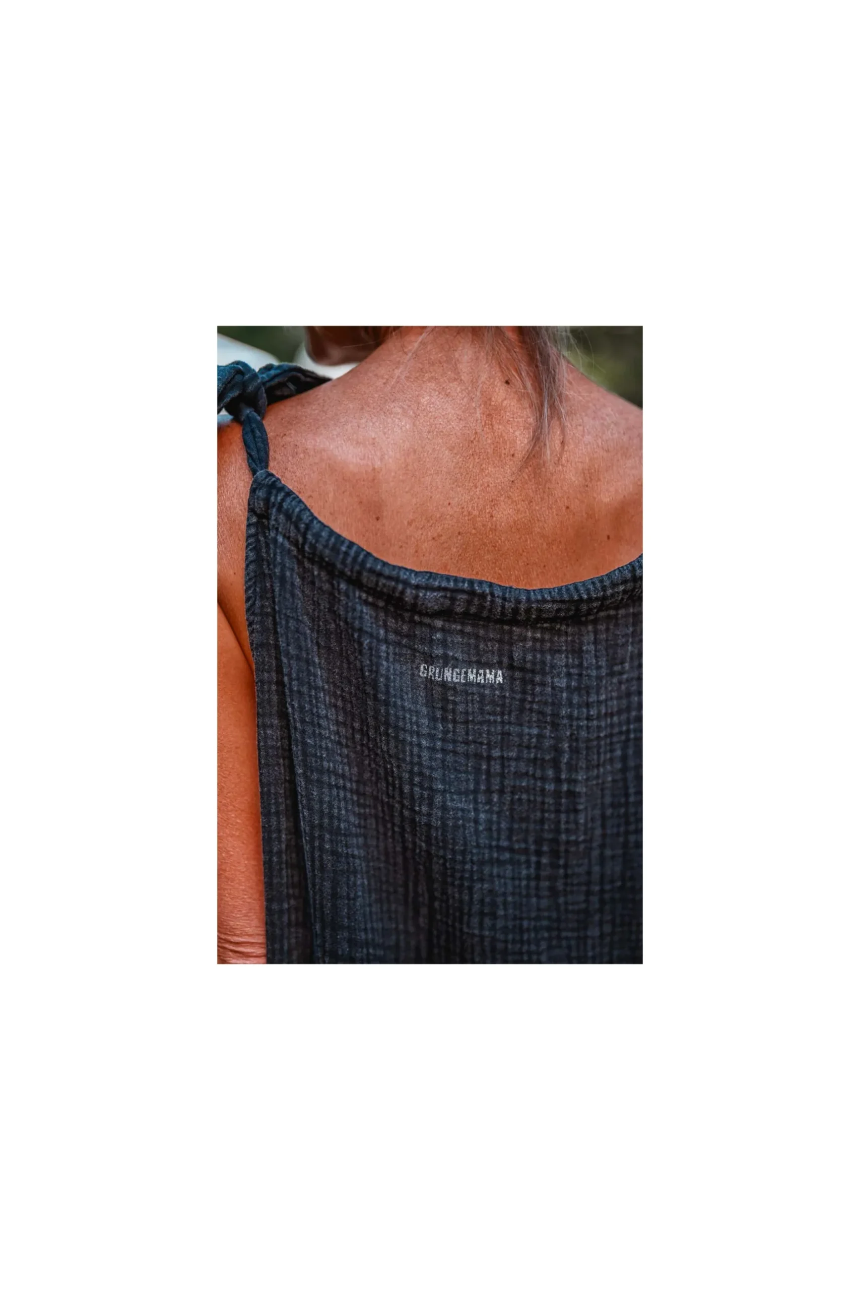 robe_grungemama_alby_noir_3.webp Grungemama Robe Alby Noir